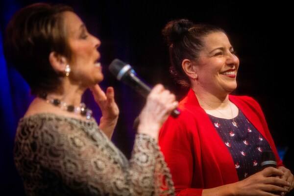 Photos: October 18th Installment of THE LINEUP WITH SUSIE MOSHER Particularly Sparkly In The Matt Baker Lens Image