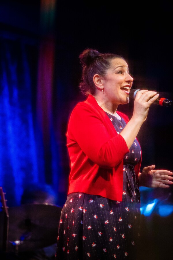 Photos: October 18th Installment of THE LINEUP WITH SUSIE MOSHER Particularly Sparkly In The Matt Baker Lens Image