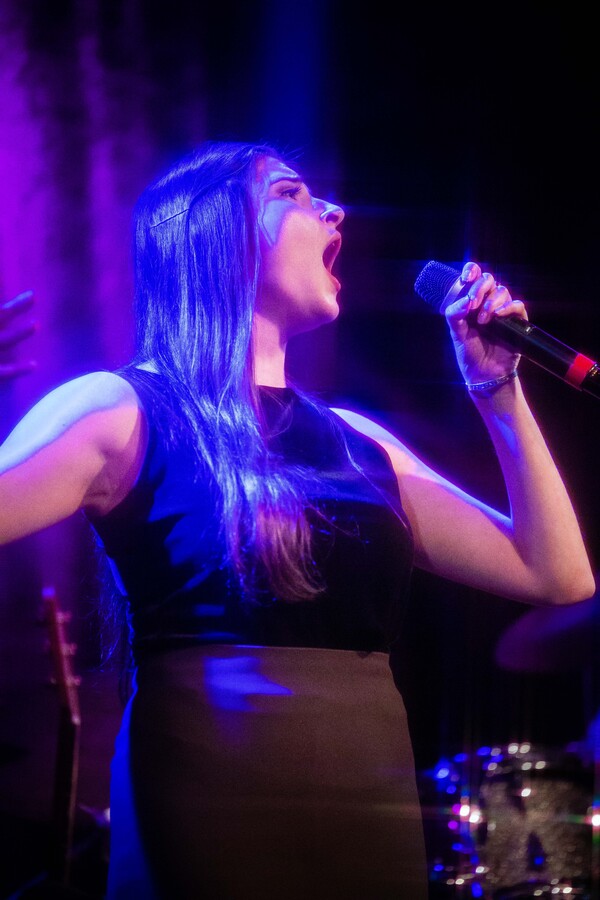 Photos: October 18th Installment of THE LINEUP WITH SUSIE MOSHER Particularly Sparkly In The Matt Baker Lens Image