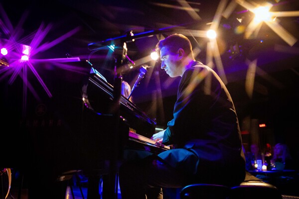 Photos: October 18th Installment of THE LINEUP WITH SUSIE MOSHER Particularly Sparkly In The Matt Baker Lens Image