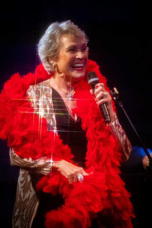 Photos: October 18th Installment of THE LINEUP WITH SUSIE MOSHER Particularly Sparkly In The Matt Baker Lens Image