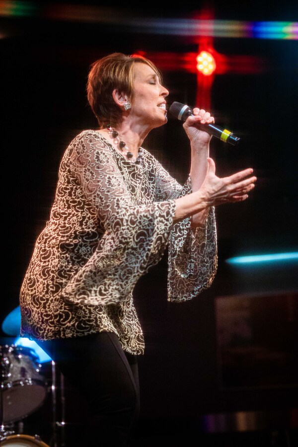 Photos: October 18th Installment of THE LINEUP WITH SUSIE MOSHER Particularly Sparkly In The Matt Baker Lens Image
