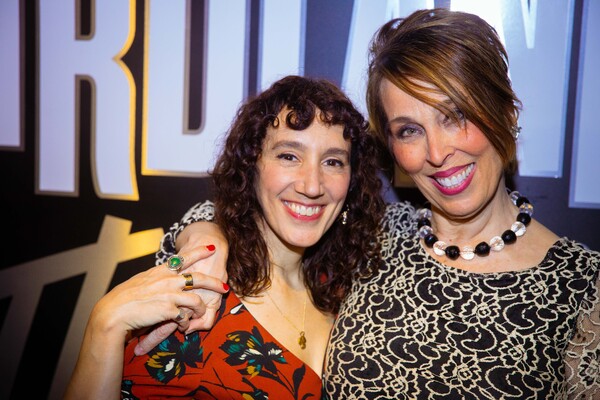 Photos: October 18th Installment of THE LINEUP WITH SUSIE MOSHER Particularly Sparkly In The Matt Baker Lens Image