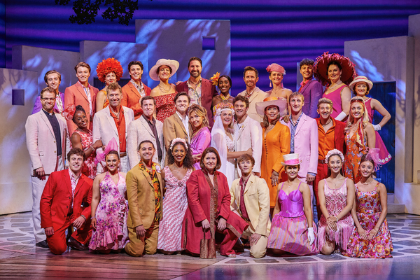 Photos: First Look at the New Cast of MAMMA MIA! in the West End Image