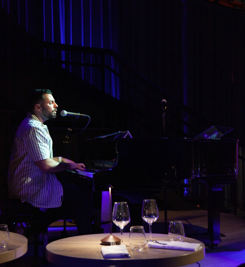 Review: MICHAEL SINGS ELTON Provides Chelsea Table + Stage Audience With A Solid Michael Sobie Set Image