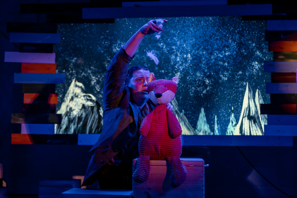 Photos: First Look At THE NAUGHTY FOX At Toucan Theatre  Image