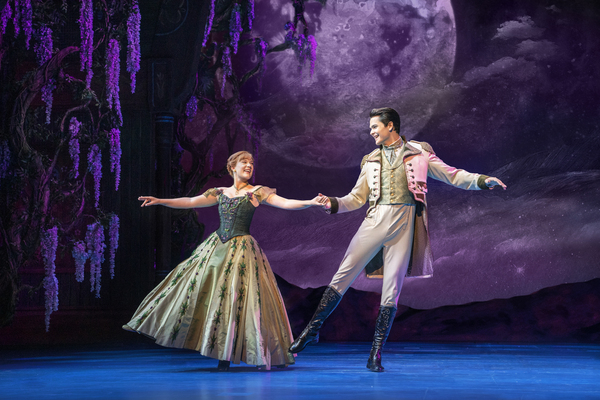 Photos: First Look at All New Photos of FROZEN on Tour Image