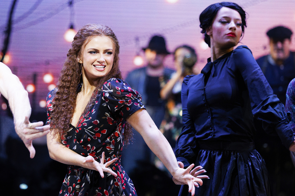 Photos: Baz Luhrmann's STRICTLY BALLROOM Dances into the New Theatre Image