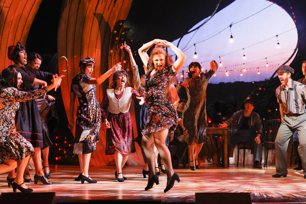 Photos: Baz Luhrmann's STRICTLY BALLROOM Dances into the New Theatre 