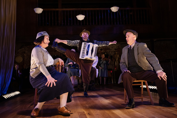 Photos: First Look at Jim Parsons, A.J. Shively, Mare Winningham & More in A MAN OF NO IMPORTANCE Image