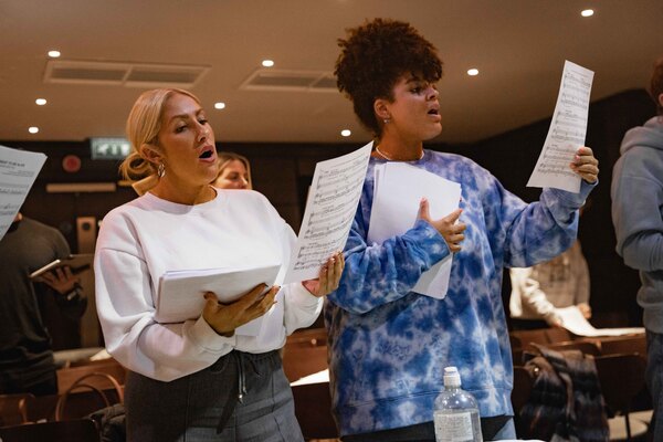 Photos: Inside Rehearsal For EMOJILAND at the Garrick Theatre 