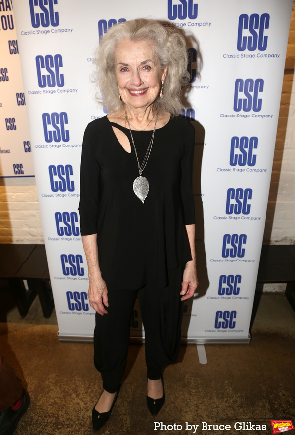 Photos: On the Red Carpet for A MAN OF NO IMPORTANCE Opening Night Image