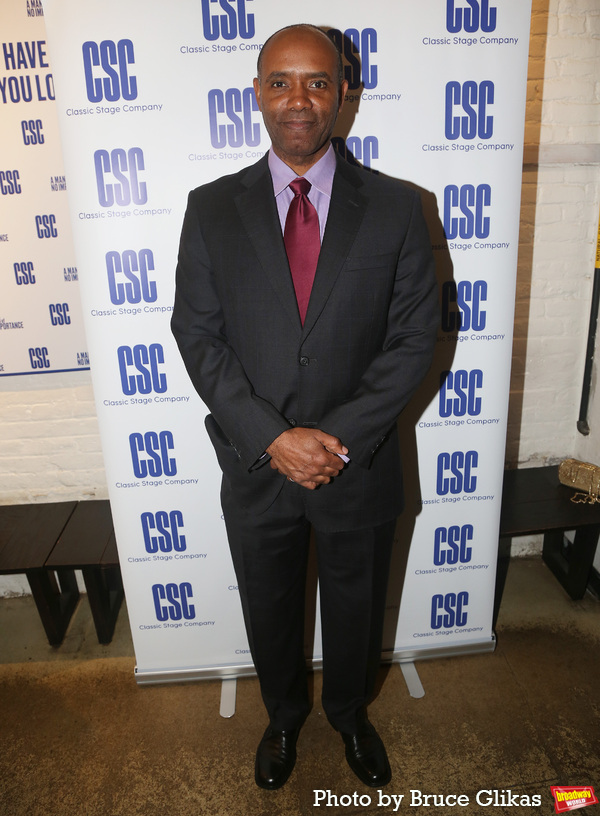 Photos: On the Red Carpet for A MAN OF NO IMPORTANCE Opening Night Image