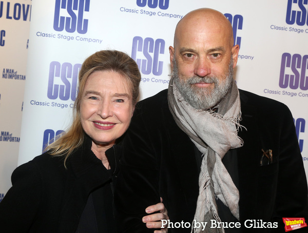 Photos: On the Red Carpet for A MAN OF NO IMPORTANCE Opening Night Image