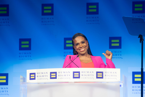 Photos: Vice President Kamala Harris, Sheryl Lee Ralph & More Join Human Rights Campaign Annual Dinner Image