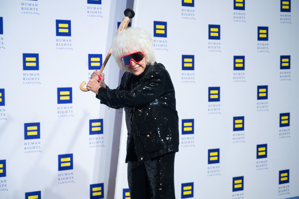 Photos: Vice President Kamala Harris, Sheryl Lee Ralph & More Join Human Rights Campaign Annual Dinner Image