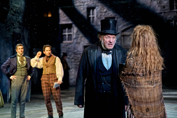 Photos: First Look at the Royal Shakespeare Company's A CHRISTMAS CAROL Image