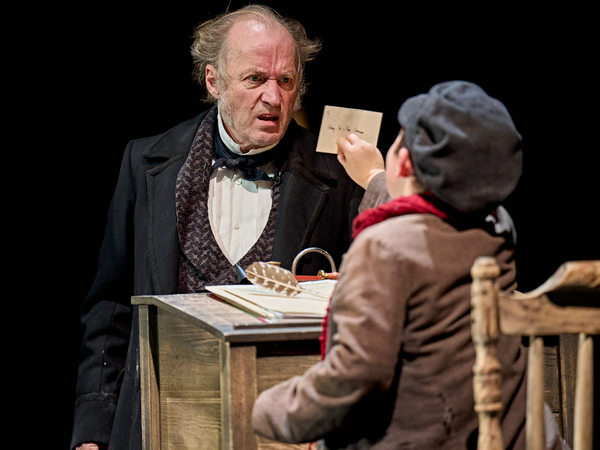 Photos: First Look at the Royal Shakespeare Company's A CHRISTMAS CAROL Image