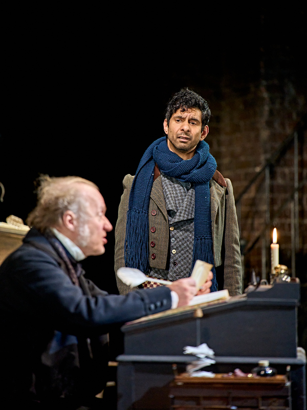 Photos: First Look at the Royal Shakespeare Company's A CHRISTMAS CAROL Image