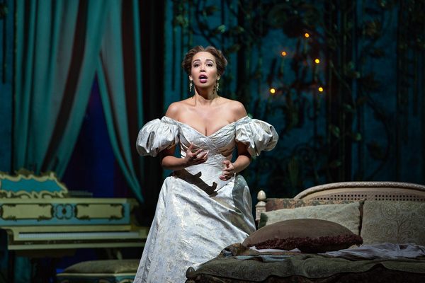 Photos: First Look at Met Opera's LA TRAVIATA, Streaming in Cinemas Image