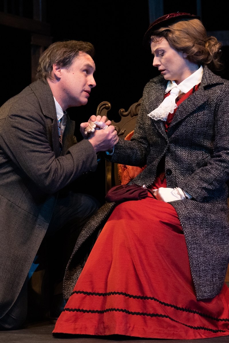Review: GA Ensemble Stages a Spellbinding Twist on a Classic Ghost Story Image