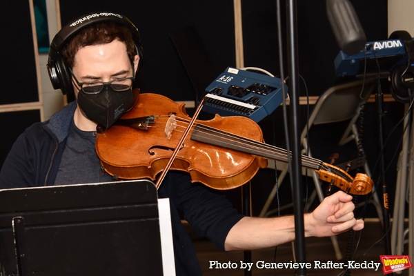 Photo Exclusive: See the Cast of ALADDIN in the Recording Studio for CAROLS FOR A CURE 2022 Image