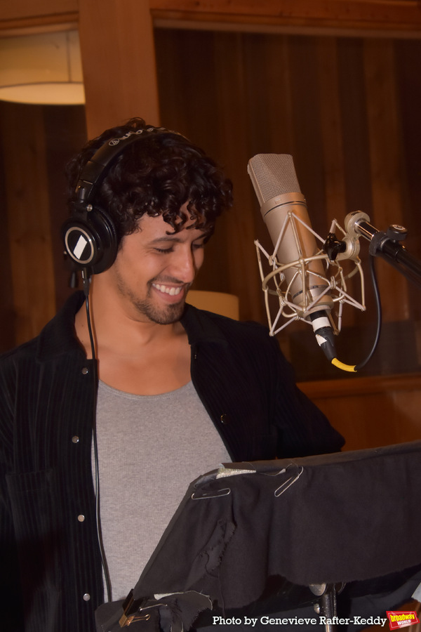 Photo Exclusive: See the Cast of ALADDIN in the Recording Studio for CAROLS FOR A CURE 2022 Image
