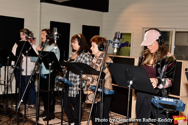 Photo Exclusive: The Cast of THE PHANTOM OF THE OPERA Sings 'Carols For A Cure' Image