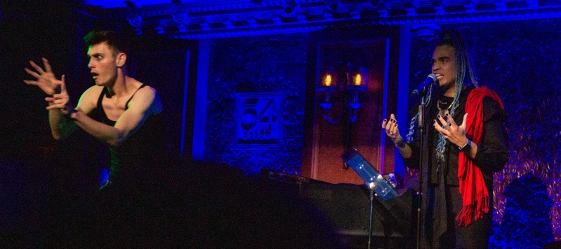 Review: If These Hands Could Talk… And They Do In The BROADWAY SIGNS! TWILIGHT ZONE SPOOKTACULAR At 54 Below Image