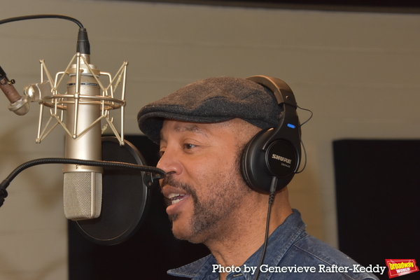 Photo Exclusive: The Cast of MOULIN ROUGE! THE MUSICAL Records CAROLS FOR A CURE 2022 Image