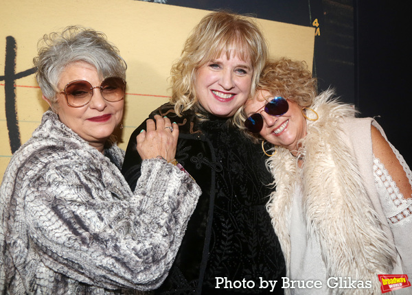Photos: See Cameron Crowe, Solea Pfeiffer & More on the ALMOST FAMOUS Red Carpet Image