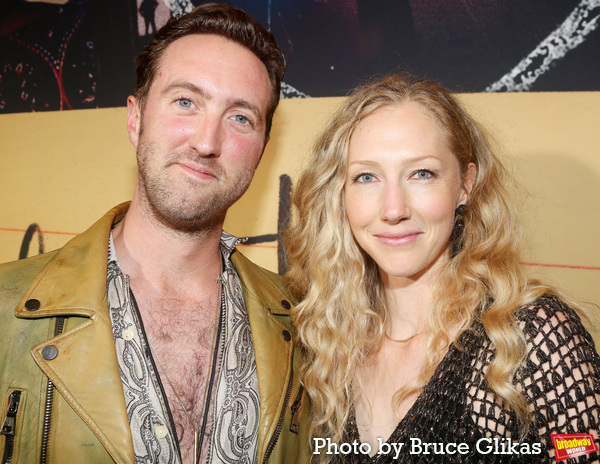 Photos: See Cameron Crowe, Solea Pfeiffer & More on the ALMOST FAMOUS Red Carpet Image