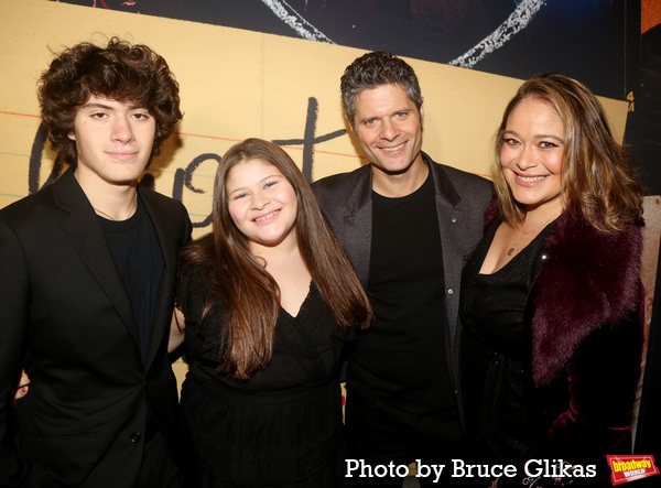 Photos: See Cameron Crowe, Solea Pfeiffer & More on the ALMOST FAMOUS Red Carpet Image