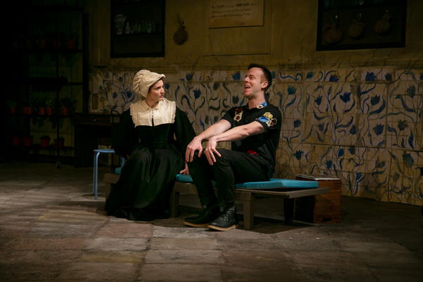 Photos: First Look at HOW TO BUILD A BETTER TULIP at Upstairs at the Gatehouse Image