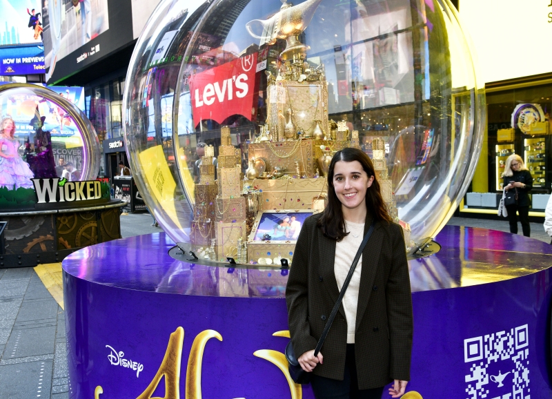 Photos: The 2022 Show Globes Arrive in Times Square Image