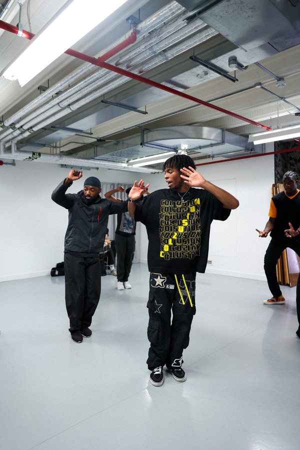 Photos/Video: First Look at Michael Luwoye and the Cast of MANDELA in Rehearsal Image