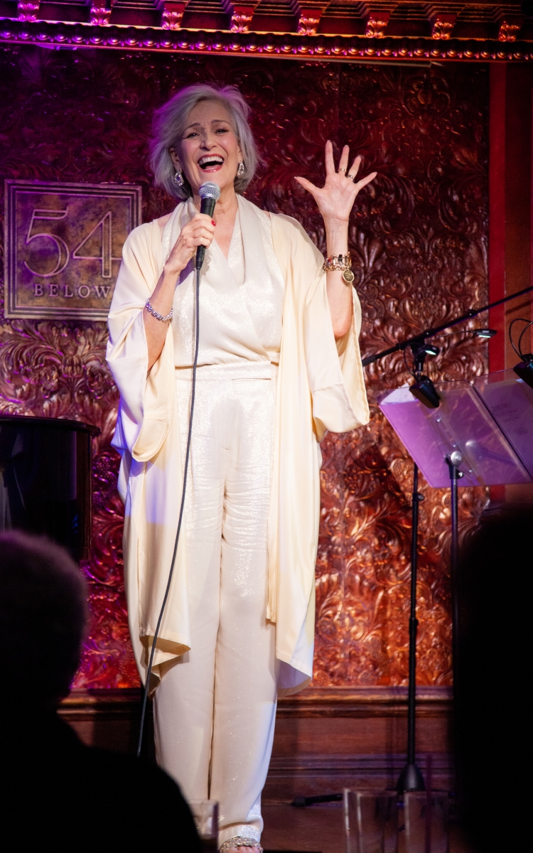 Review: Karen Mason Astounds 54 Below Audience With 30... AND COUNTING Image