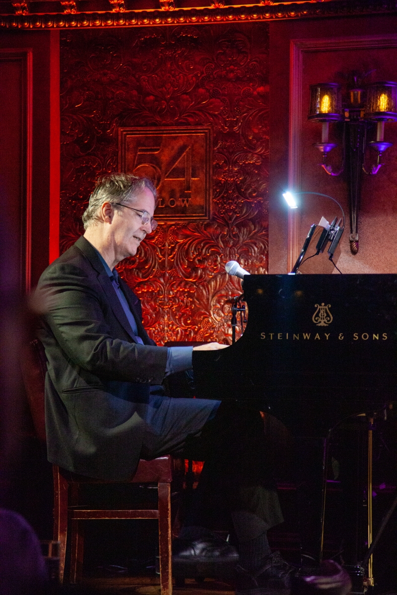 Review: Karen Mason Astounds 54 Below Audience With 30... AND COUNTING Image