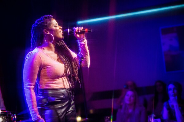 Photos: THE LINEUP WITH SUSIE MOSHER From November 1st in a Matt Baker Photo Essay Image