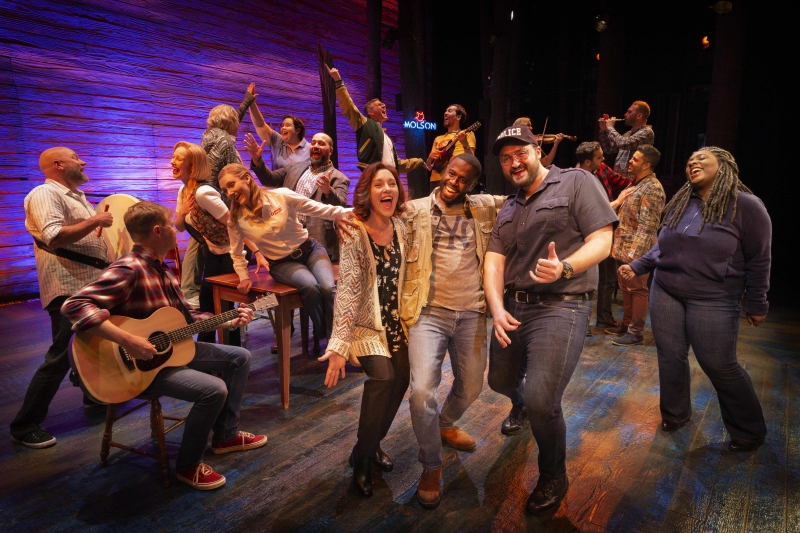 REVIEW: COME FROM AWAY Opens At The Theatre Royal For An Encore Sydney Season Image