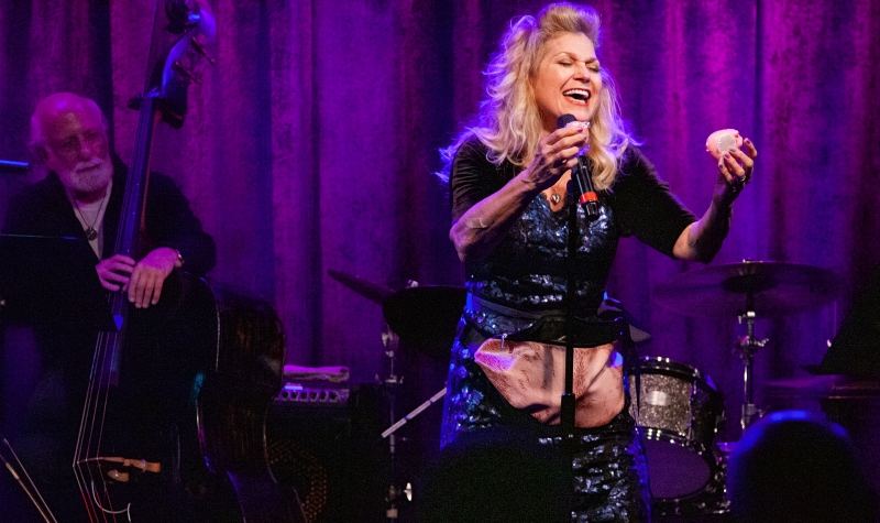 Review: THE LINEUP WITH SUSIE MOSHER at Birdland Theater Retains Its Sparkle After Four Years 