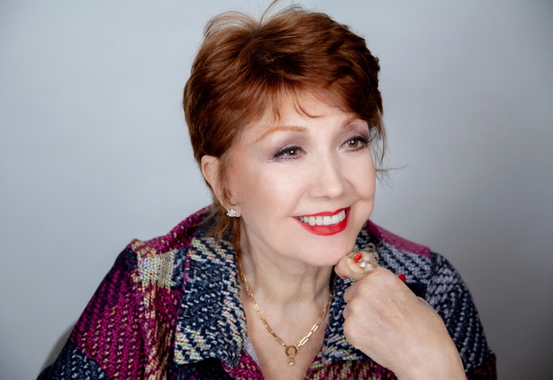 Feature: 30 Days Of Cabaret Gratitude - Day Twenty-Two - The Light Image