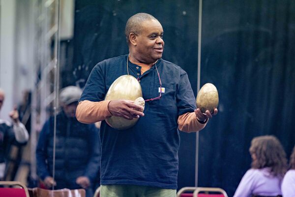 Photos: In Rehearsal For Hackney Empire's Christmas Pantomime MOTHER GOOSE Image