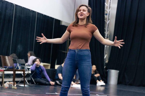 Photos: In Rehearsal For Hackney Empire's Christmas Pantomime MOTHER GOOSE 