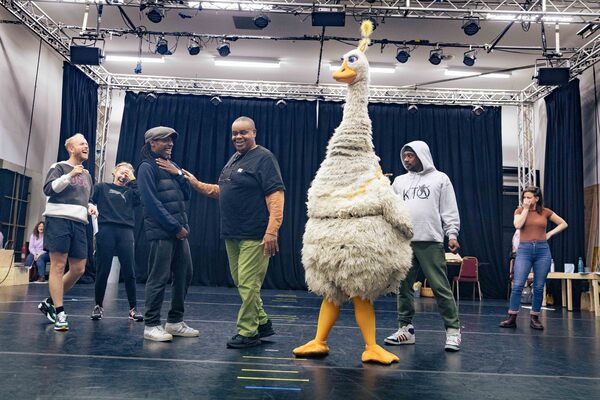 Photos: In Rehearsal For Hackney Empire's Christmas Pantomime MOTHER GOOSE 