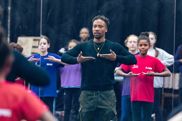 Photos: In Rehearsal For Hackney Empire's Christmas Pantomime MOTHER GOOSE 