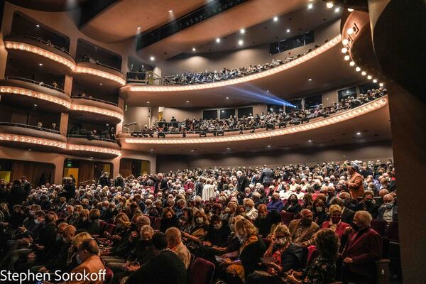 Photos: Michael Childers Presents NEW YORK, NEW YORK at the MCCallum Theatre Image