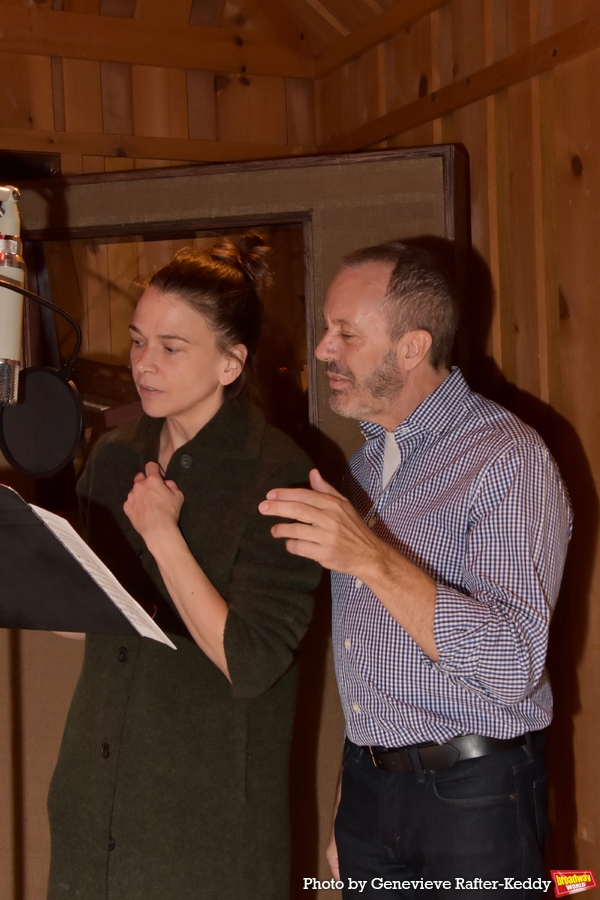 Photo Exclusive: The Cast of THE MUSIC MAN Sings 'Carols For A Cure' Image