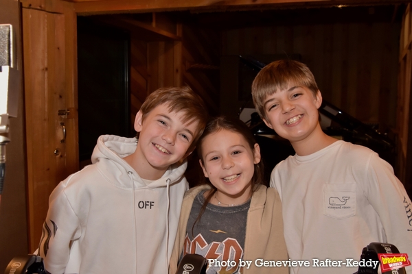 Photo Exclusive: The Cast of THE MUSIC MAN Sings 'Carols For A Cure' Image