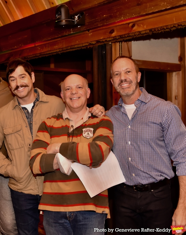 Photo Exclusive: The Cast of THE MUSIC MAN Sings 'Carols For A Cure' Image